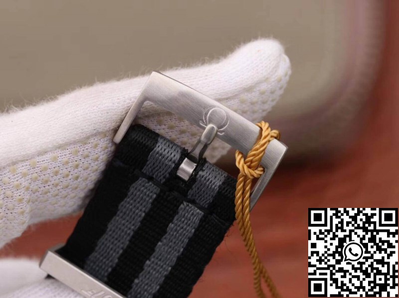 0j7ph1cr_8.jpg