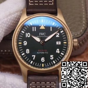 Replica IWC Pilot Spitfire IW326802 1:1 Best Edition MKS Factory Black Dial Swiss ETA9015
