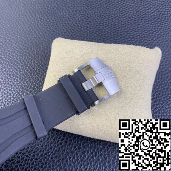 258u4w5i_7.jpg
