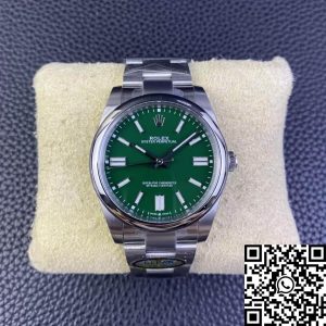 Replica Rolex Oyster Perpetual M124300-0005 41MM 1:1 Best Edition Clean Factory Green Dial